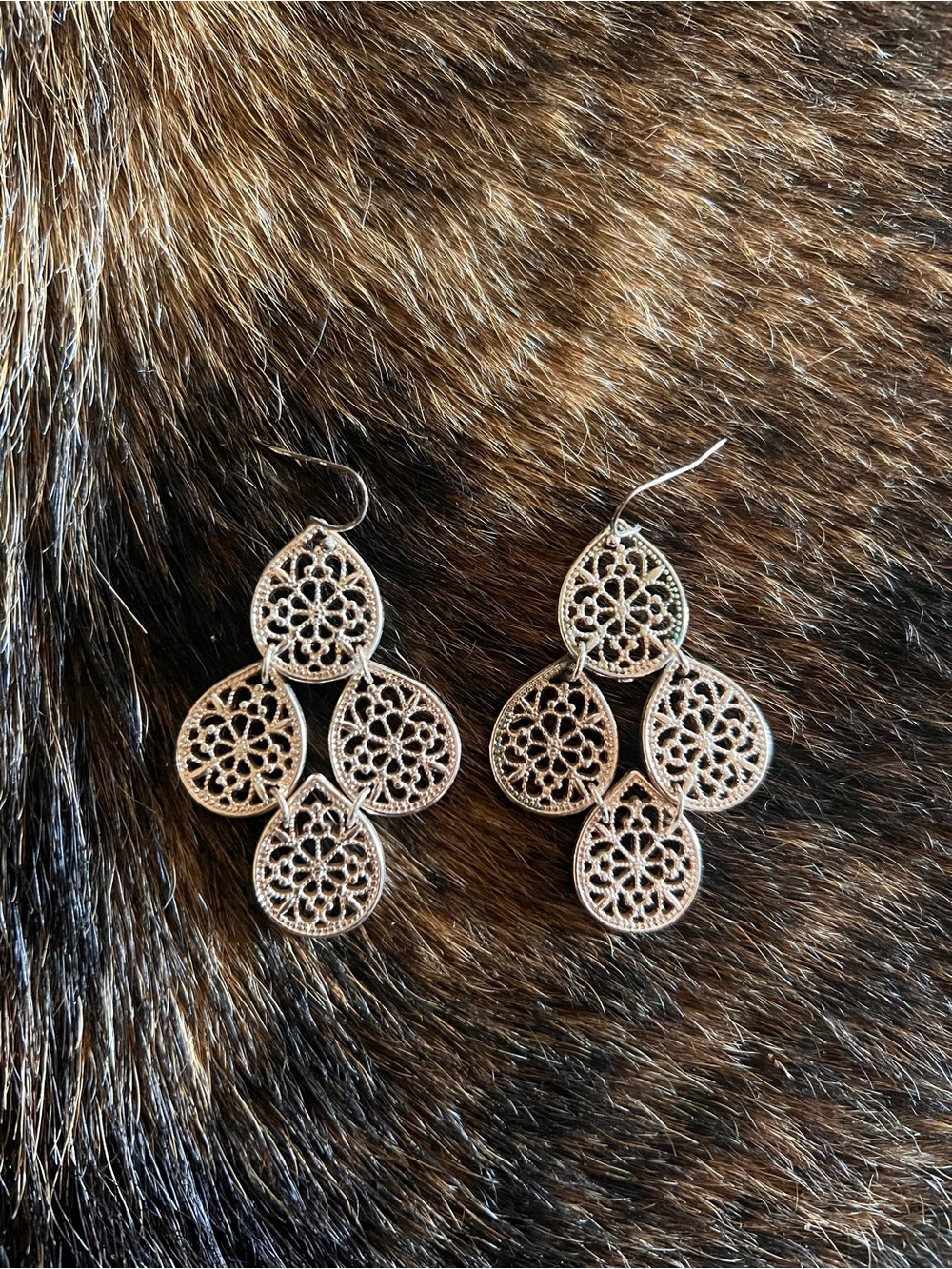 Filigree Teardrop Dangle Earrings